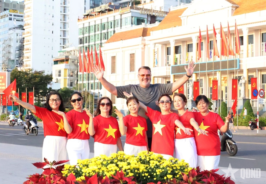 Triển khai đồng bộ công tác thông tin đối ngoại phục vụ Đại hội đại biểu Đảng bộ tỉnh Khánh Hòa lần thứ I và Đại hội XIV của Đảng